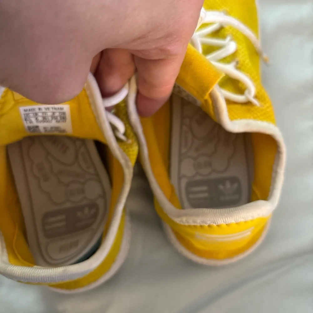 Adidas Pharrell Williams Hu Holi Tennis Yellow Mens Sz 6.5 Womens 8 UK 6 Unisex